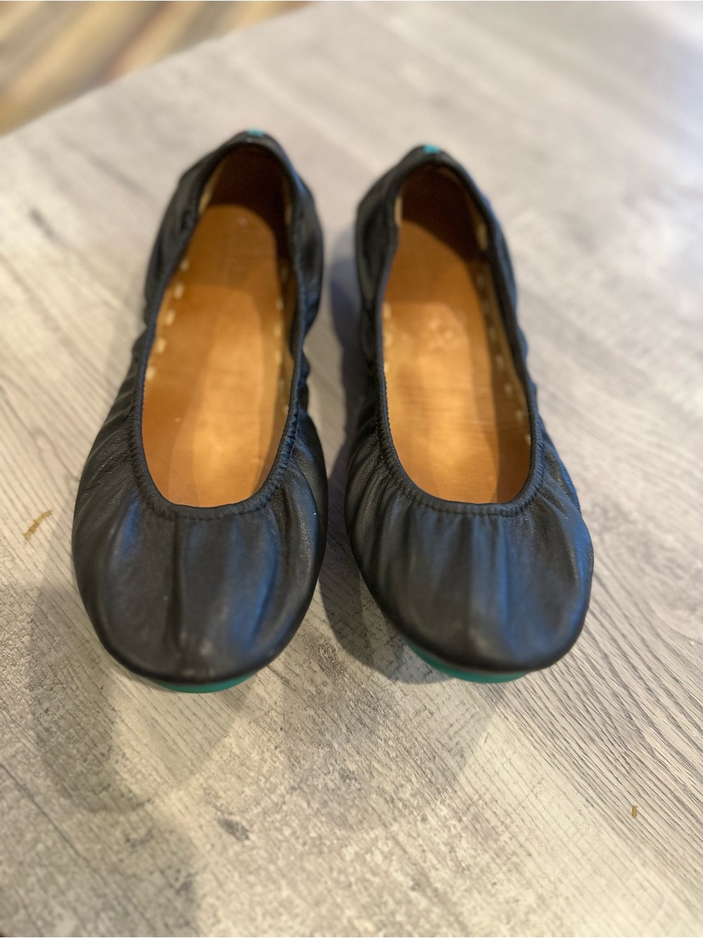 Tieks Black Leather Ballet Flats with Teal Stitch Tab Size 9 - Picture 3 of 7
